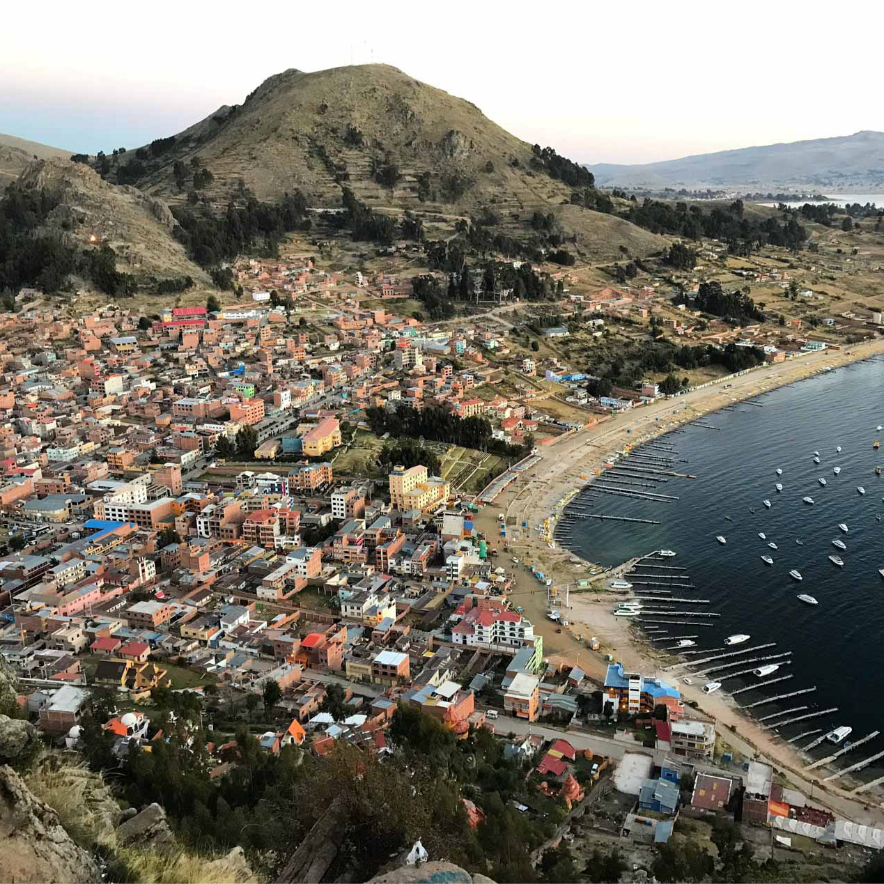 Bolivien bietet nicht nur atemberaubende Aussichten, sondern auch spannende Spirituosen.